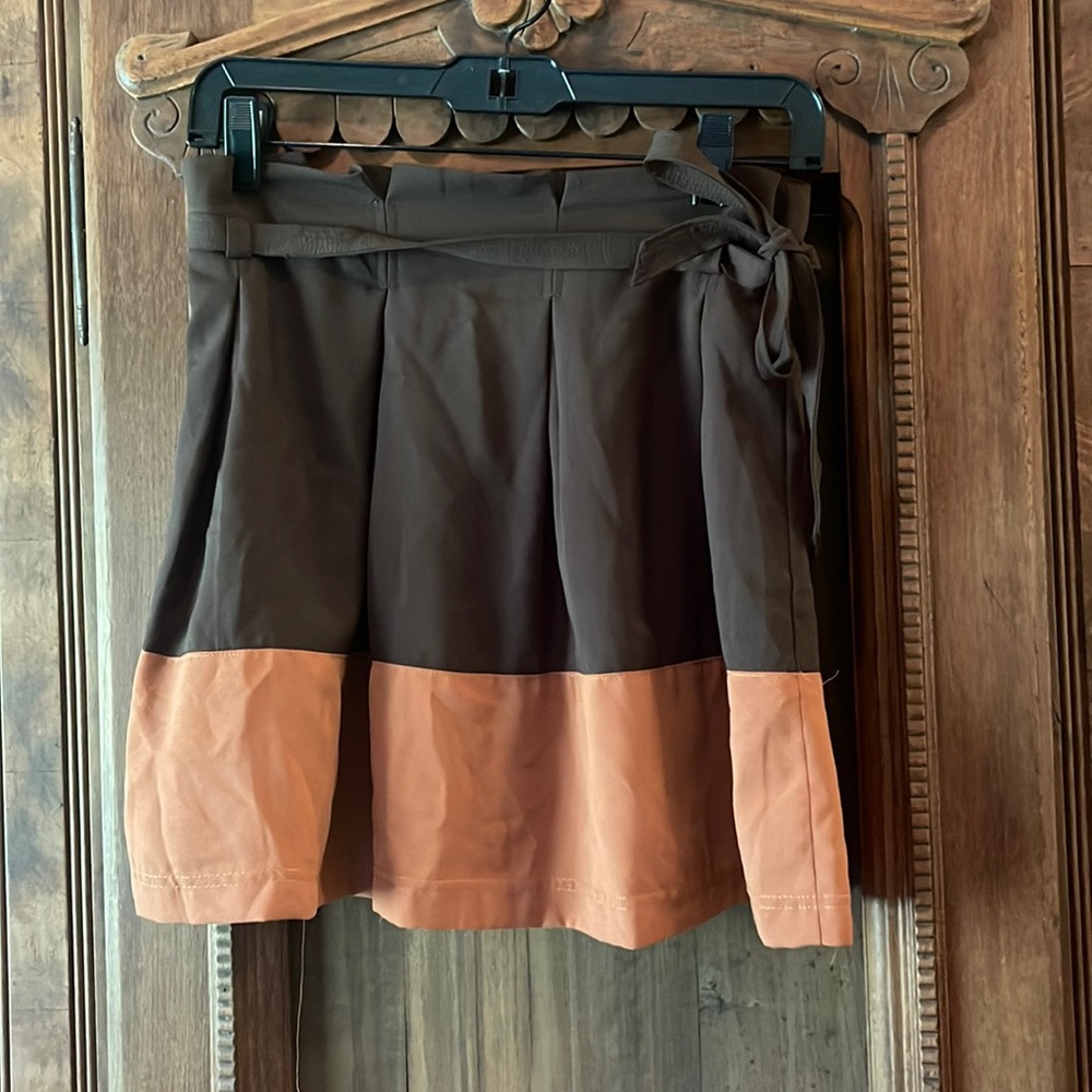 Altar’d State Brown and Burnt Orange Color block skirt, Size Small
